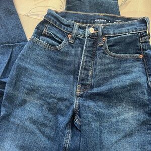 Old Navy Curvy Sky-hi Straight Jeans